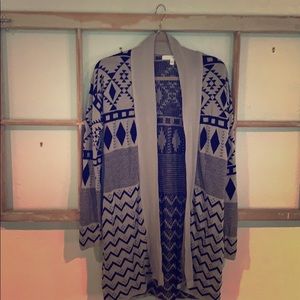 Cute long sleeve cardigan/shrug